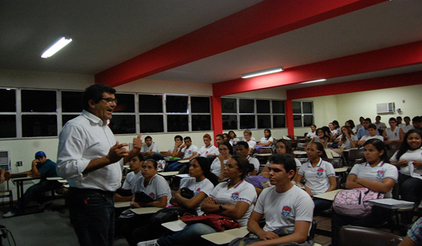 Alunos Dom Luciano participam de debate sobre PDMU - SMTT Aracaju